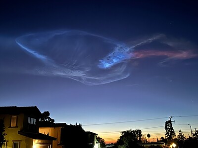 SpaceX launches Falcon 9 rocket from Vandenberg
