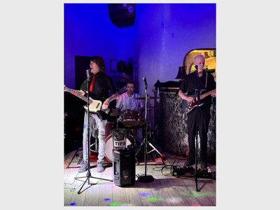 Woody & The Retos :: Swingin 60’s dance music at BaBaloo Lounge Palm Desert, CA.  